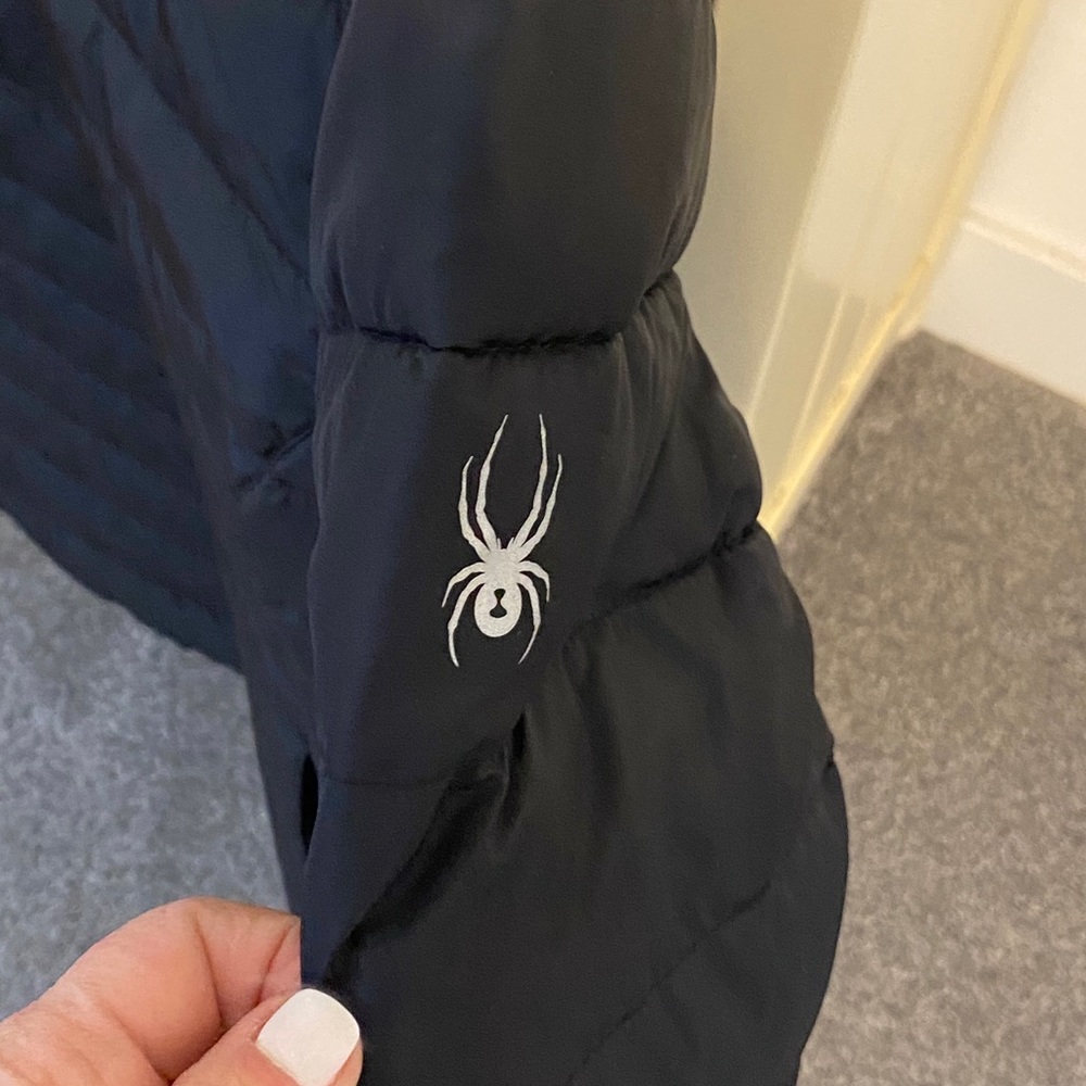 Spider Puff Jacket. Size Med - Picture 2 of 5